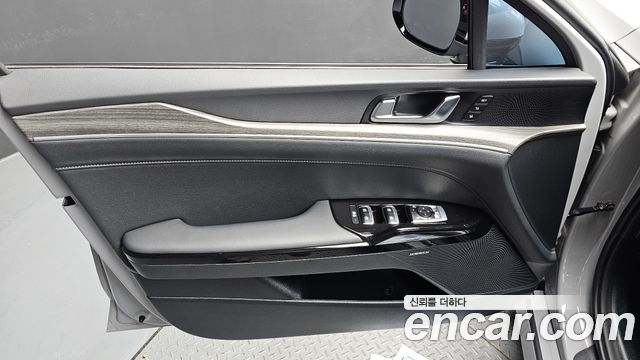 Kia K5 (III) 1.6 Turbo Noblesse 2025 — фото 24
