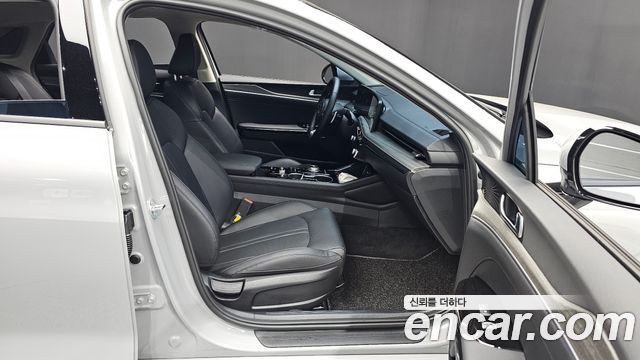 Kia K5 (III) 1.6 Turbo Noblesse 2025 — фото 26