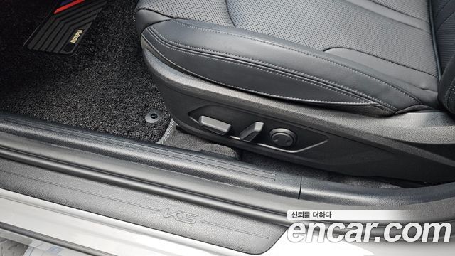 Kia K5 (III) 1.6 Turbo Noblesse 2025 — фото 32