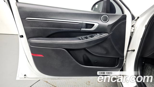 Hyundai Sonata (DN8) 2.0 LPG(rental car) Smart 2022 — фото 24