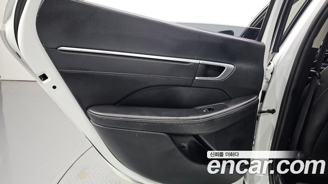 Hyundai Sonata (DN8) 2.0 LPG(rental car) Smart 2022 — фото 25