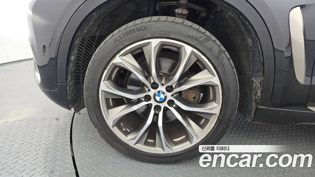 BMW X6 (F16) xDrive 40d 2016 — фото 5