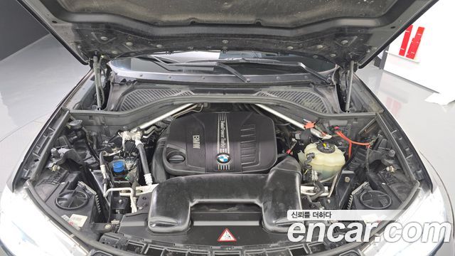 BMW X6 (F16) xDrive 40d 2016 — фото 6