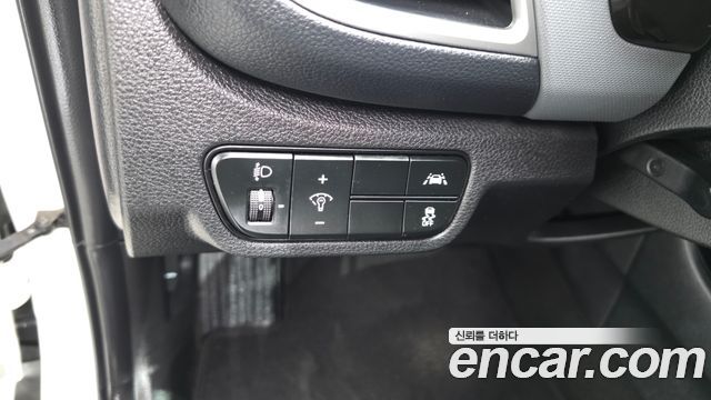 Kia Seltos Gasoline 1.6 Turbo 2WD Trendy 2023 — фото 19