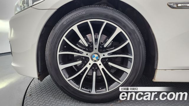 BMW 5 Series (F10) 520d Luxury 2014 — фото 5
