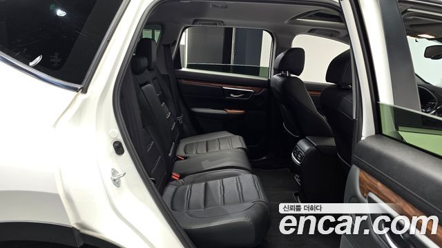 Honda CR-V (V) 2.0 Hybrid Touring 4WD 2022 — фото 11