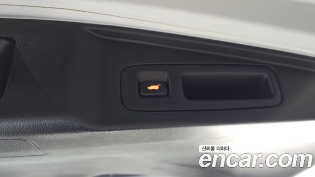 Honda CR-V (V) 2.0 Hybrid Touring 4WD 2022 — фото 31
