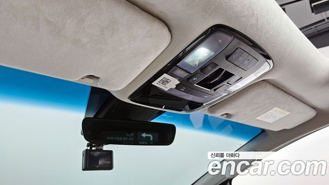 Hyundai Staria 4WD Lounge 9-Seater Inspiration 2022 — фото 19