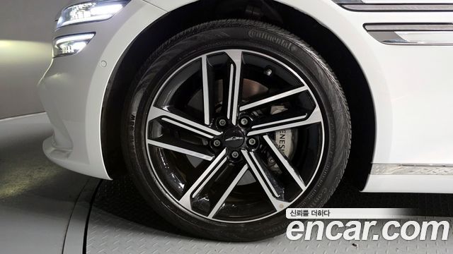 Genesis G80 (RG3) Gasoline 2.5 Turbo AWD 2025 — фото 5
