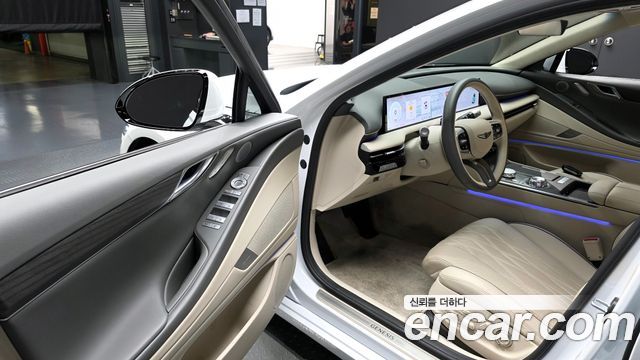 Genesis G80 (RG3) Gasoline 2.5 Turbo AWD 2025 — фото 10