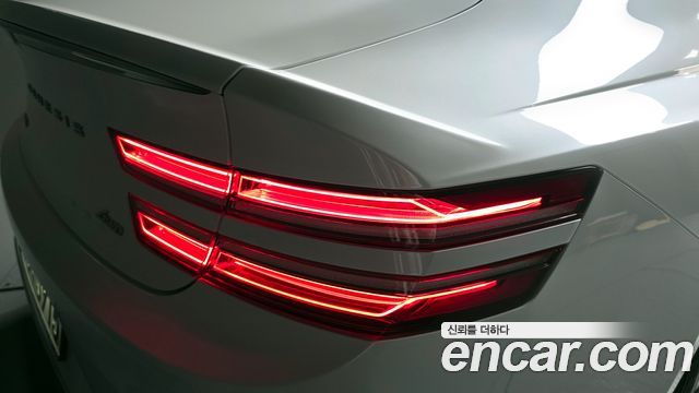 Genesis G80 (RG3) Gasoline 2.5 Turbo AWD 2025 — фото 29