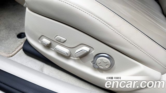 Genesis G80 (RG3) Gasoline 2.5 Turbo AWD 2025 — фото 43