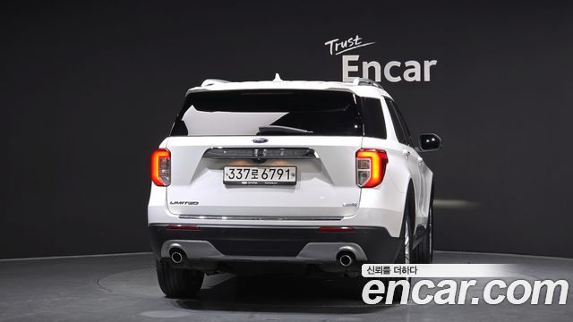 Ford Explorer (VI) 2.3 LimIted 4WD 2020 — фото 4