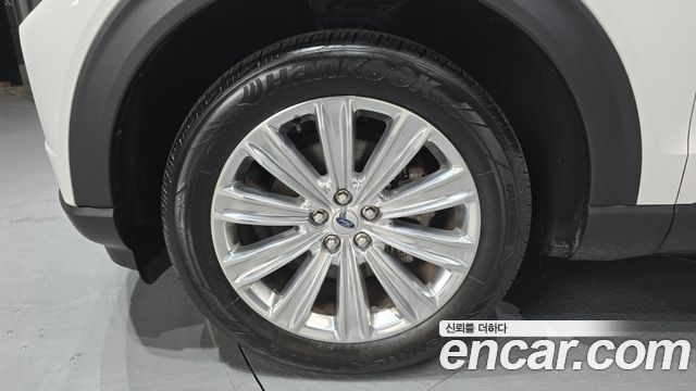 Ford Explorer (VI) 2.3 LimIted 4WD 2020 — фото 5