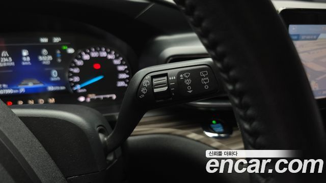 Ford Explorer (VI) 2.3 LimIted 4WD 2020 — фото 16