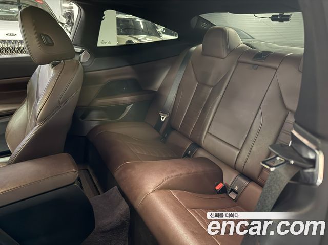 BMW 4 Series (G22) 420i M Sport Coupe 2021 — фото 10