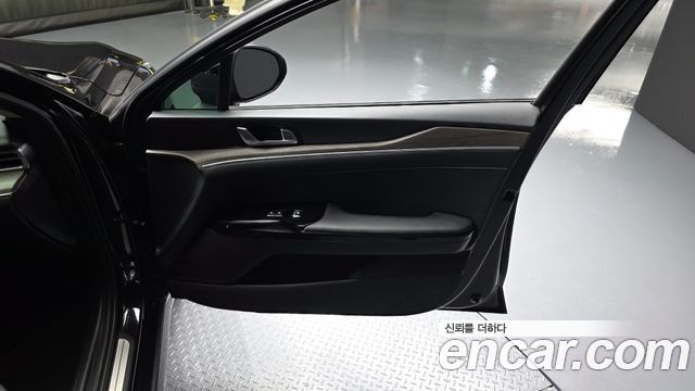 Kia K5 (III) 1.6 Turbo Signature 2022 — фото 24