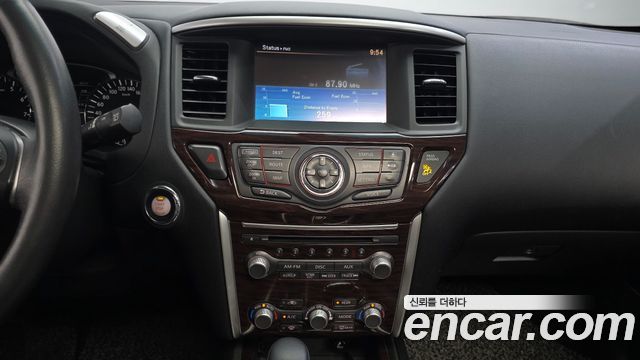 Nissan Pathfinder (IV) 3.5 4WD 2015 — фото 14