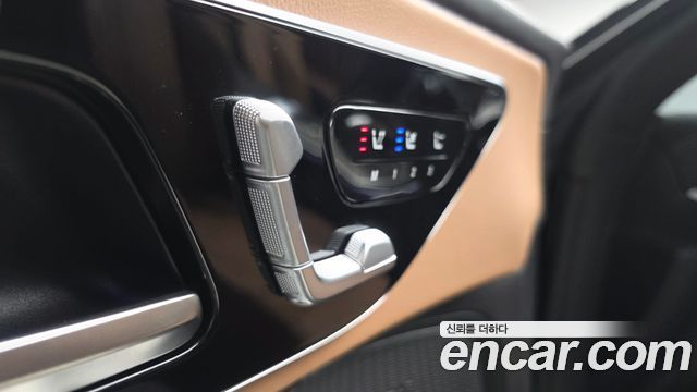 Mercedes-Benz CLE-Class (C236) CLE200 Cabriolet 2025 — фото 17