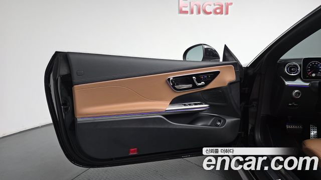 Mercedes-Benz CLE-Class (C236) CLE200 Cabriolet 2025 — фото 25