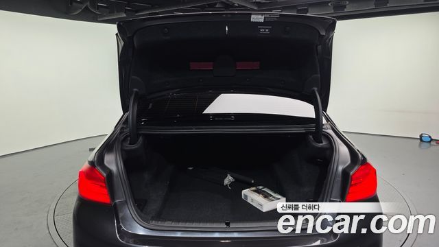 BMW 5 Series (G30) 520d M Sport Package Plus 2018 — фото 20