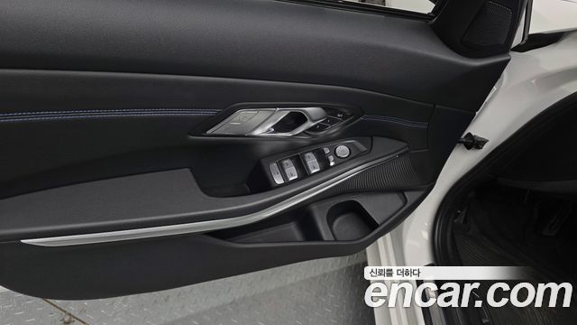 BMW 3 Series (G20) 320i M Sport 2022 — фото 29