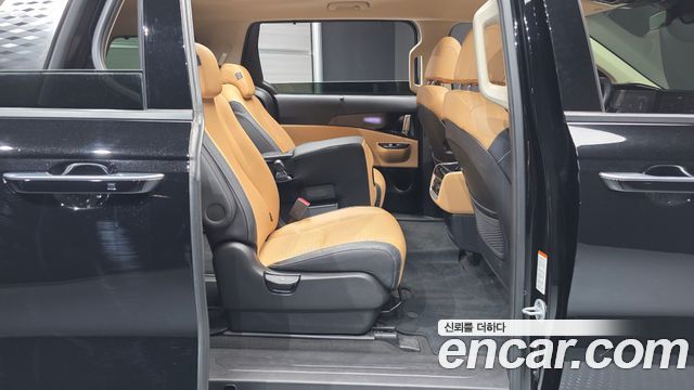 Kia Carnival (IV) Diesel 11-Seater Signature 2023 — фото 12