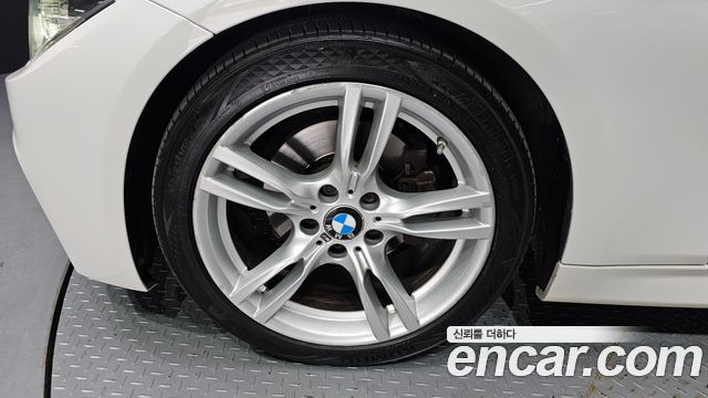 BMW 3 Series (F30) 330i M Sport 2017 — фото 5