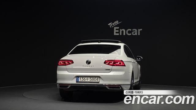 Volkswagen Passat GT (B8) 2.0 TDI 4Motion Prestige 2021 — фото 4