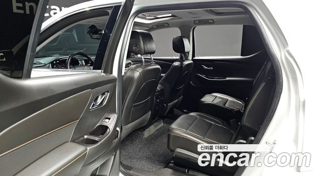Chevrolet Traverse 3.6 AWD Premier 2020 — фото 12