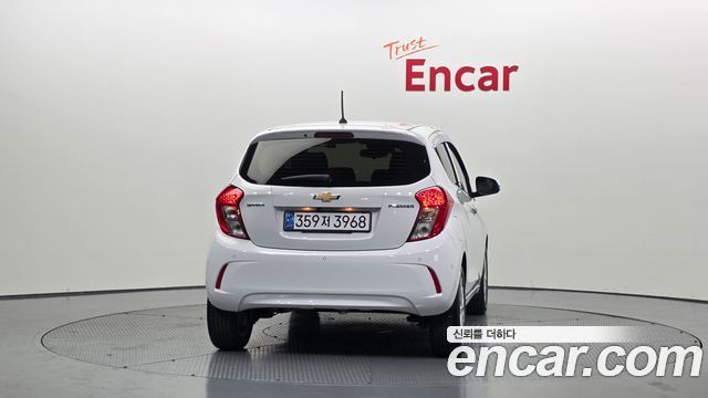 Chevrolet Spark Premier 2021 — фото 4