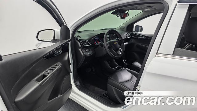 Chevrolet Spark Premier 2021 — фото 10
