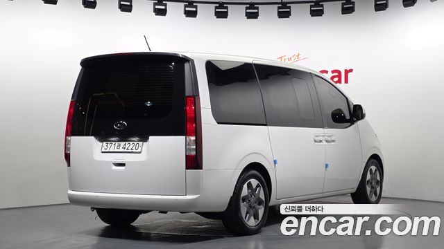 Hyundai Staria L3.5 Tourer 9-Seater Modern 2022 — фото 2