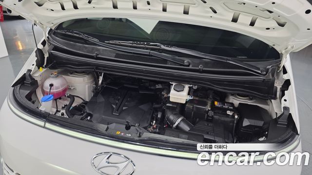 Hyundai Staria L3.5 Tourer 9-Seater Modern 2022 — фото 6
