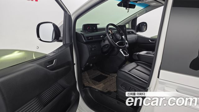 Hyundai Staria L3.5 Tourer 9-Seater Modern 2022 — фото 10