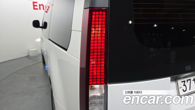 Hyundai Staria L3.5 Tourer 9-Seater Modern 2022 — фото 23