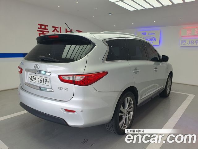 Infiniti JX35 3.5 4WD First Generation 2013 — фото 17