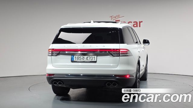Lincoln Aviator (II) 3.0 Reserve  AWD 2022 — фото 4