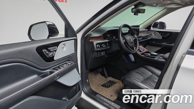 Lincoln Aviator (II) 3.0 Reserve  AWD 2022 — фото 10