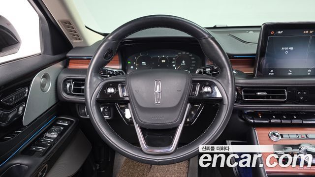 Lincoln Aviator (II) 3.0 Reserve  AWD 2022 — фото 13