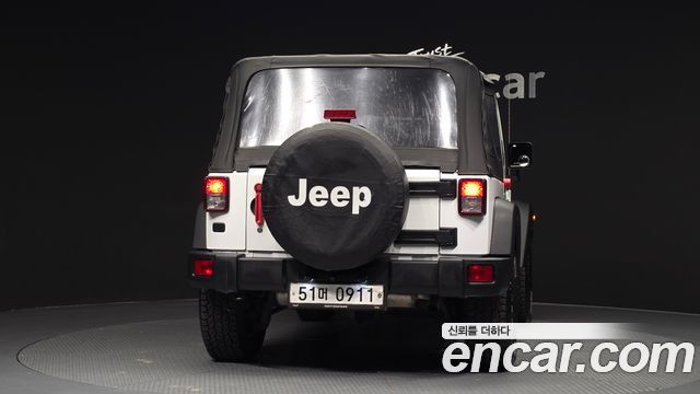 Jeep Wrangler (JK) 3.6 Sport 2Door 2016 — фото 4