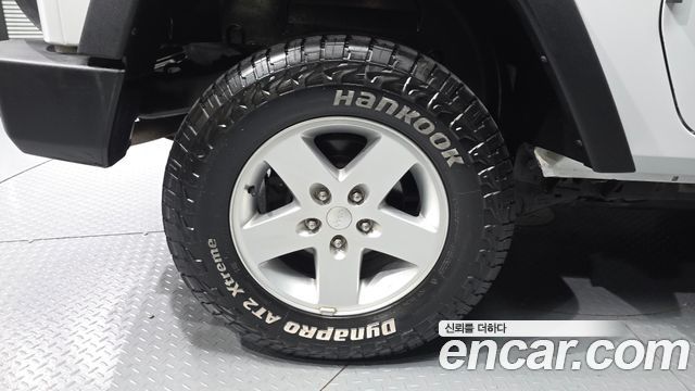 Jeep Wrangler (JK) 3.6 Sport 2Door 2016 — фото 5