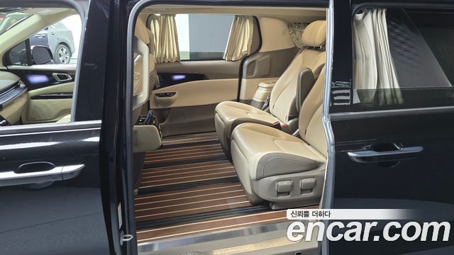 Kia Carnival (IV) Gasoline 7-Seater Hi-Limousine Signature 2023 — фото 11