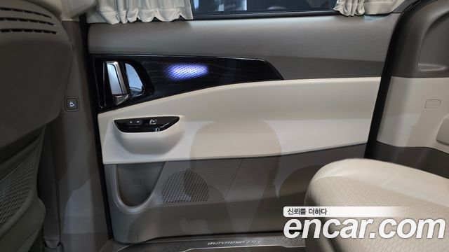 Kia Carnival (IV) Gasoline 7-Seater Hi-Limousine Signature 2023 — фото 25