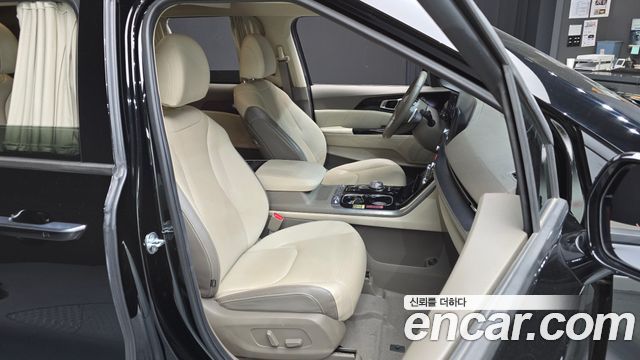 Kia Carnival (IV) Gasoline 7-Seater Hi-Limousine Signature 2023 — фото 11