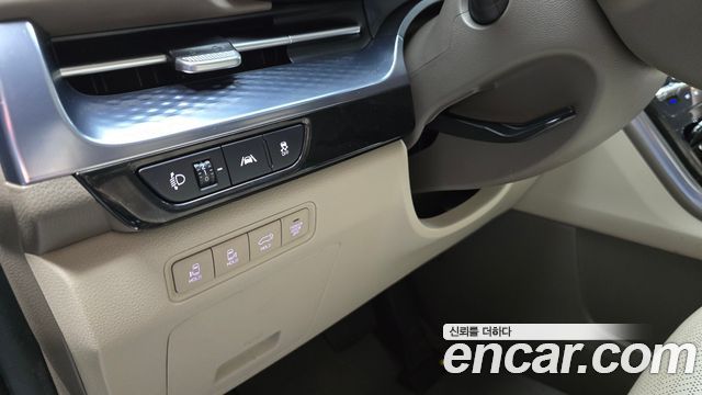 Kia Carnival (IV) Gasoline 7-Seater Hi-Limousine Signature 2023 — фото 15