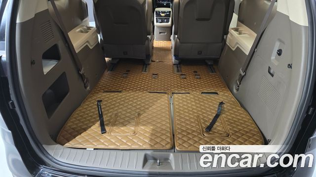 Kia Carnival (IV) Gasoline 7-Seater Hi-Limousine Signature 2023 — фото 31