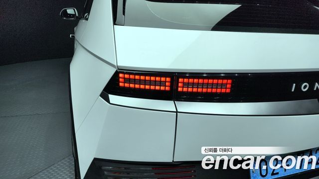 Hyundai Ioniq 5 Long Range AWD Exclusive 2023 — фото 23
