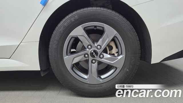 Kia K5 (III) 2.0 LPi(Rent) Trendy 2024 — фото 21