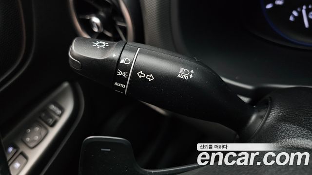 Hyundai Kona Hybrid Smart 2023 — фото 19